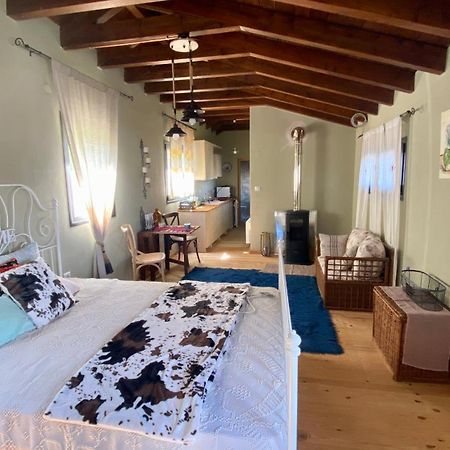 Perivolaki Little Garden Cabin מראה חיצוני תמונה